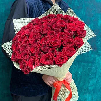 51 красных роз (60см)