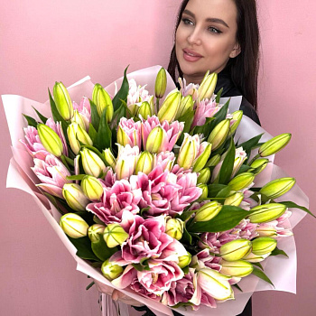 Лилия королевская пионовидная Букет XL